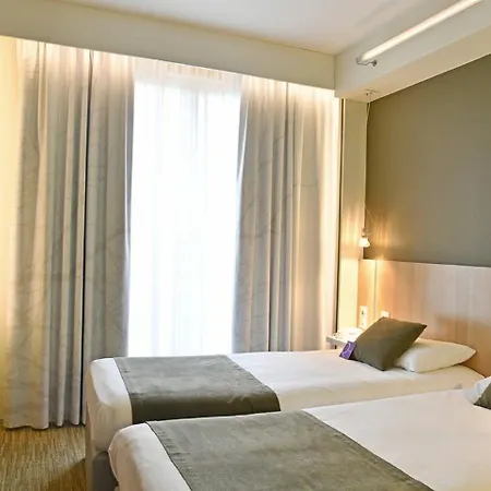 Mercure Gare Du Nord Hotel 4*