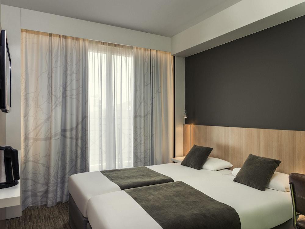 Mercure Gare Du Nord 4*