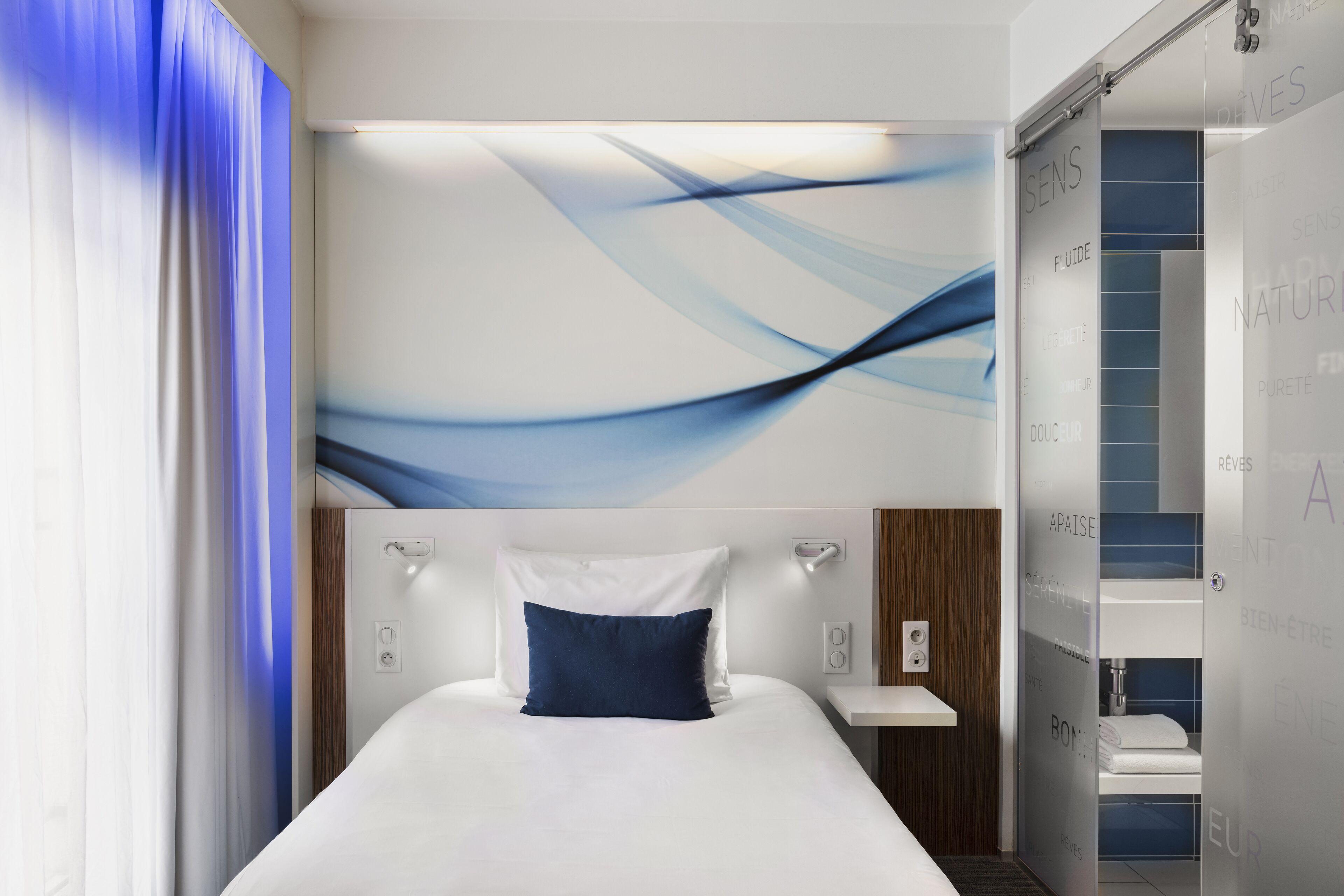 Mercure Gare Du Nord Hotel 4*