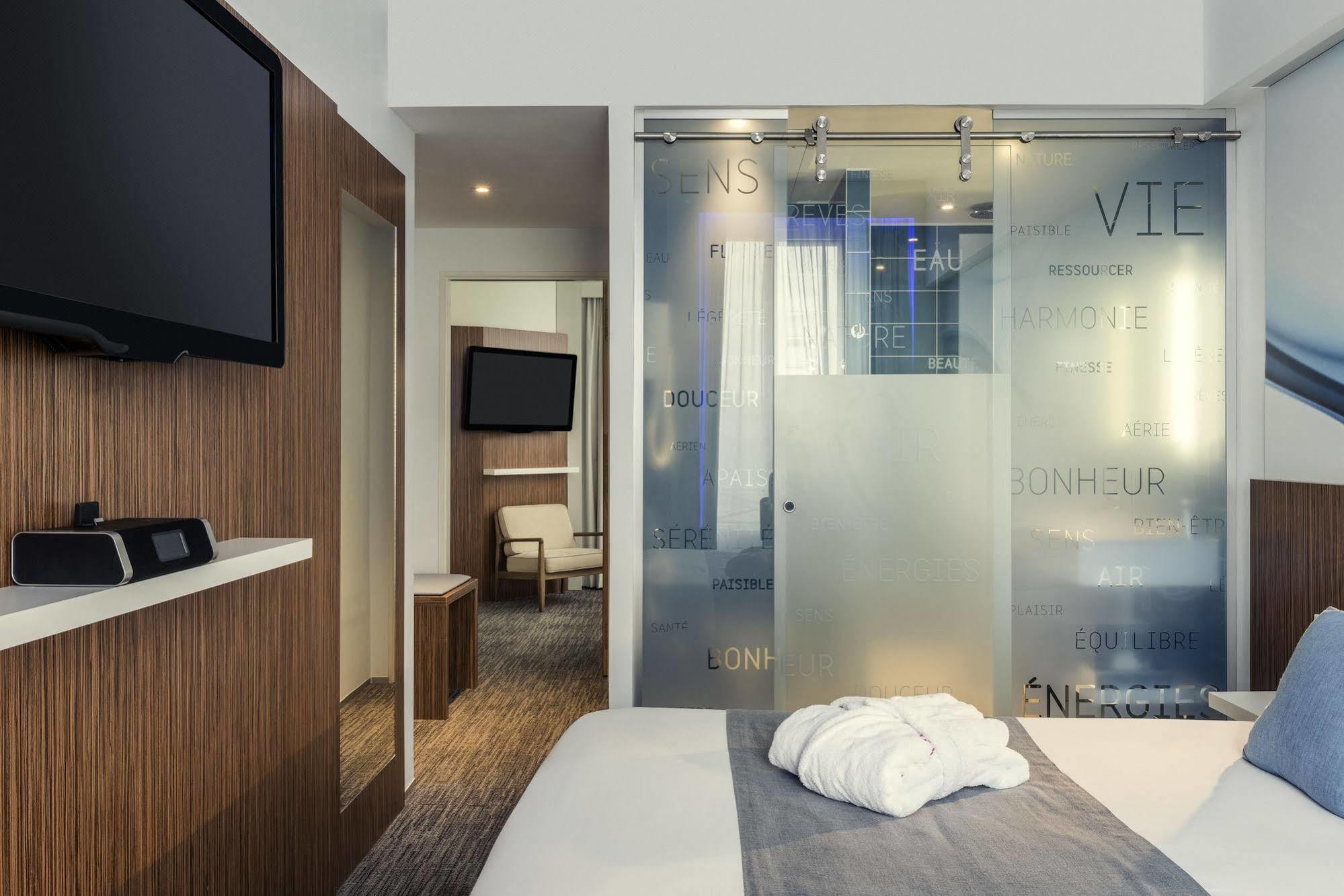 Hotel Mercure Gare Du Nord Parigi